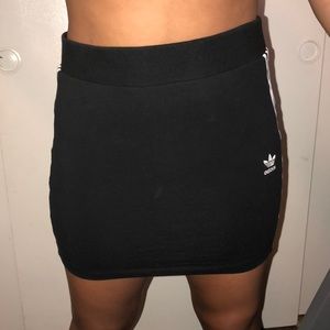 Adidas mini fitted skirt